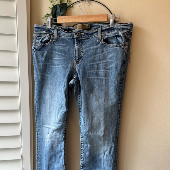 OND Jeans - Picture 2 of 5